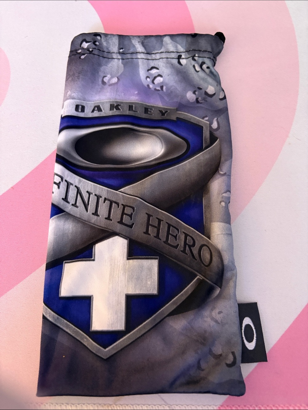 Oakley Blue and Silver Infinite Hero Sunglass Pouch